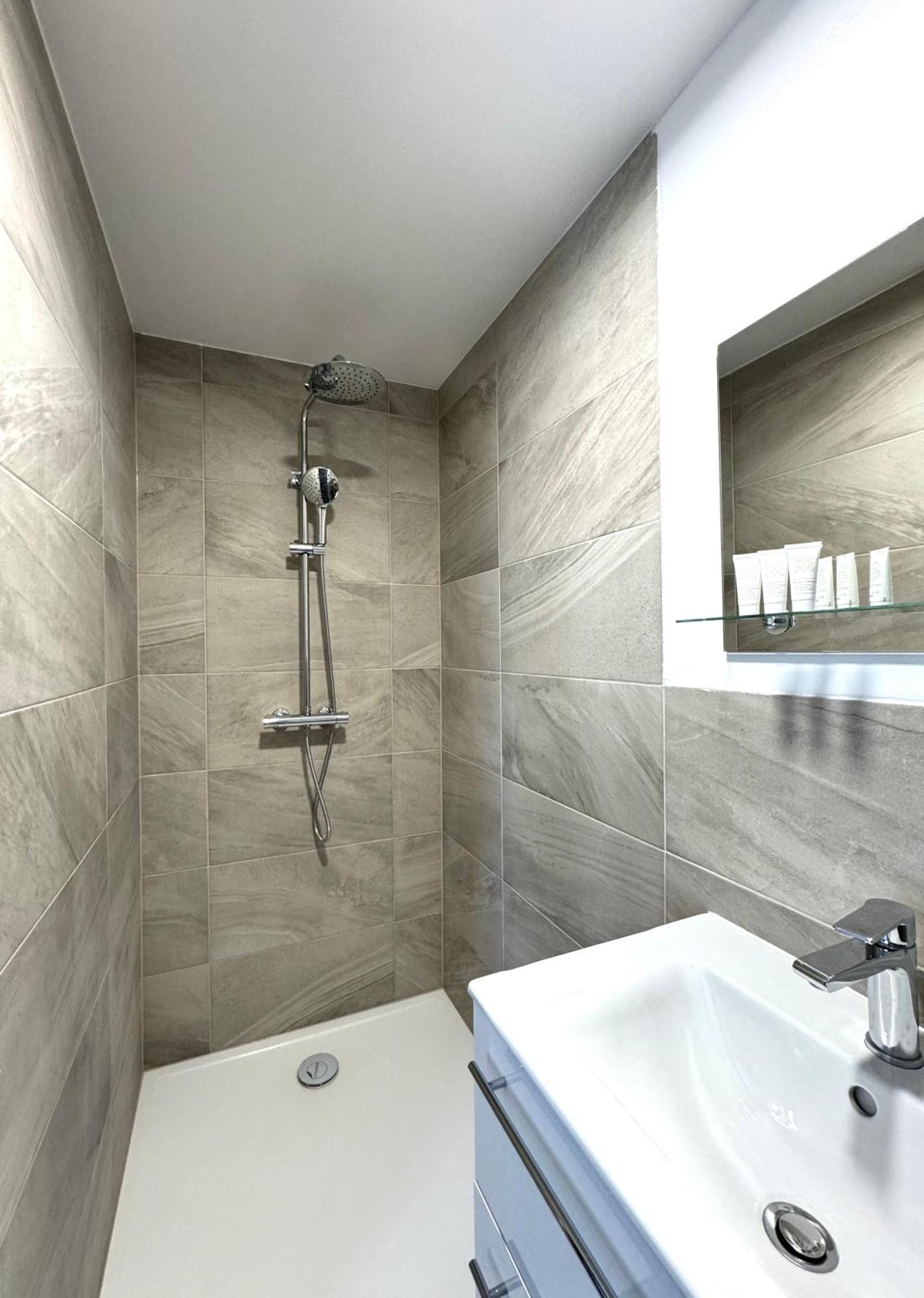 L&L Rooms Maribor Ngoại thất bức ảnh